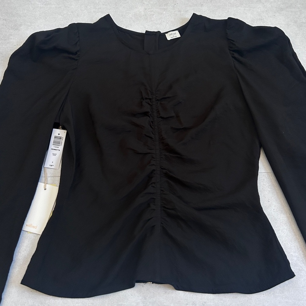 NWT Aritzia Wilfred Henrietta Blouse Black Ruched Puff Sleeve Size 8 - Picture 8 of 16
